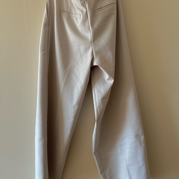 Revue Pant size 0 Babaton Aritzia - Picture 3 of 8